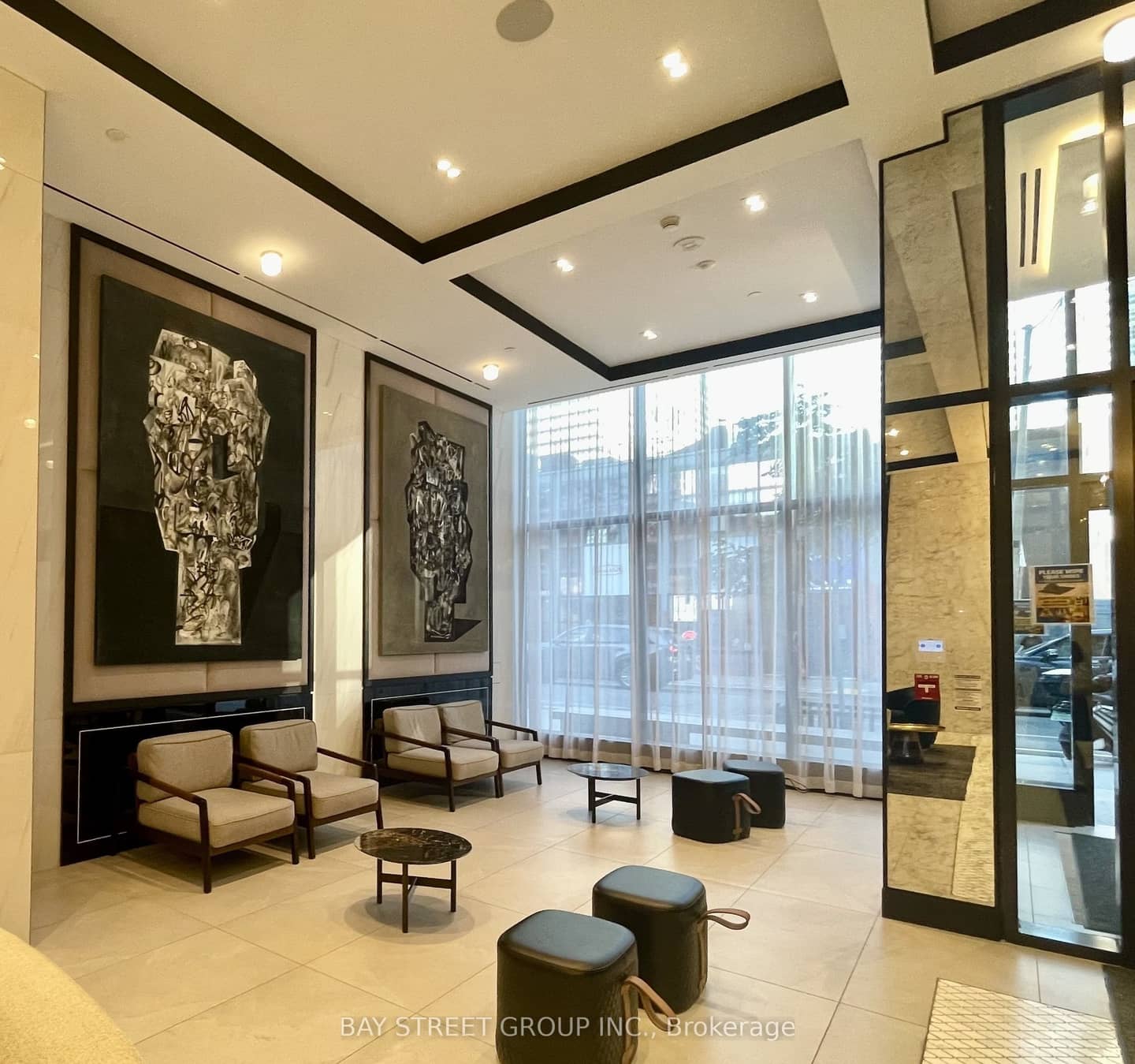8 Wellesley Street W 4009, Toronto, ON M4Y 0J5