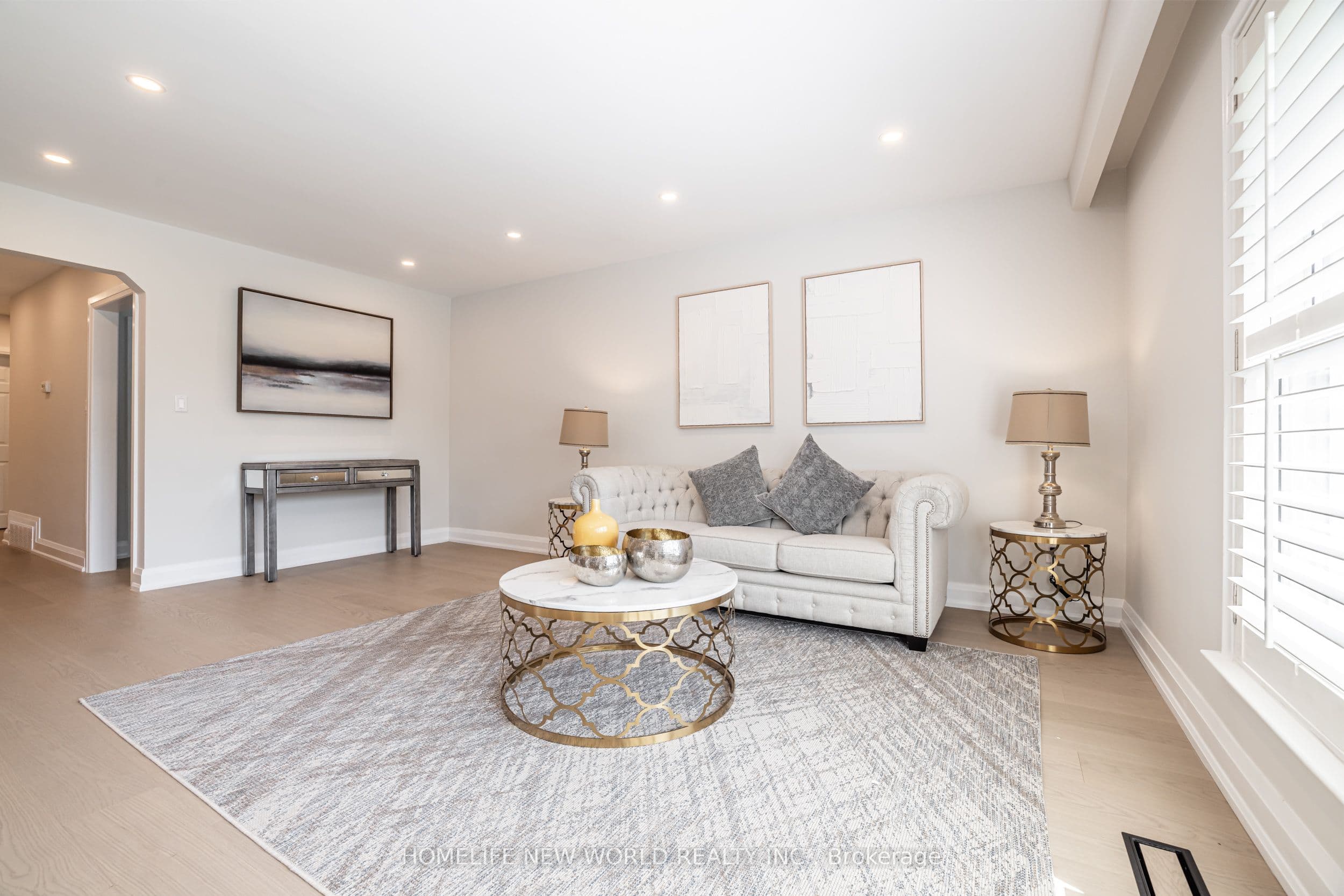192 Combe Avenue, Toronto, ON M3H 4K5