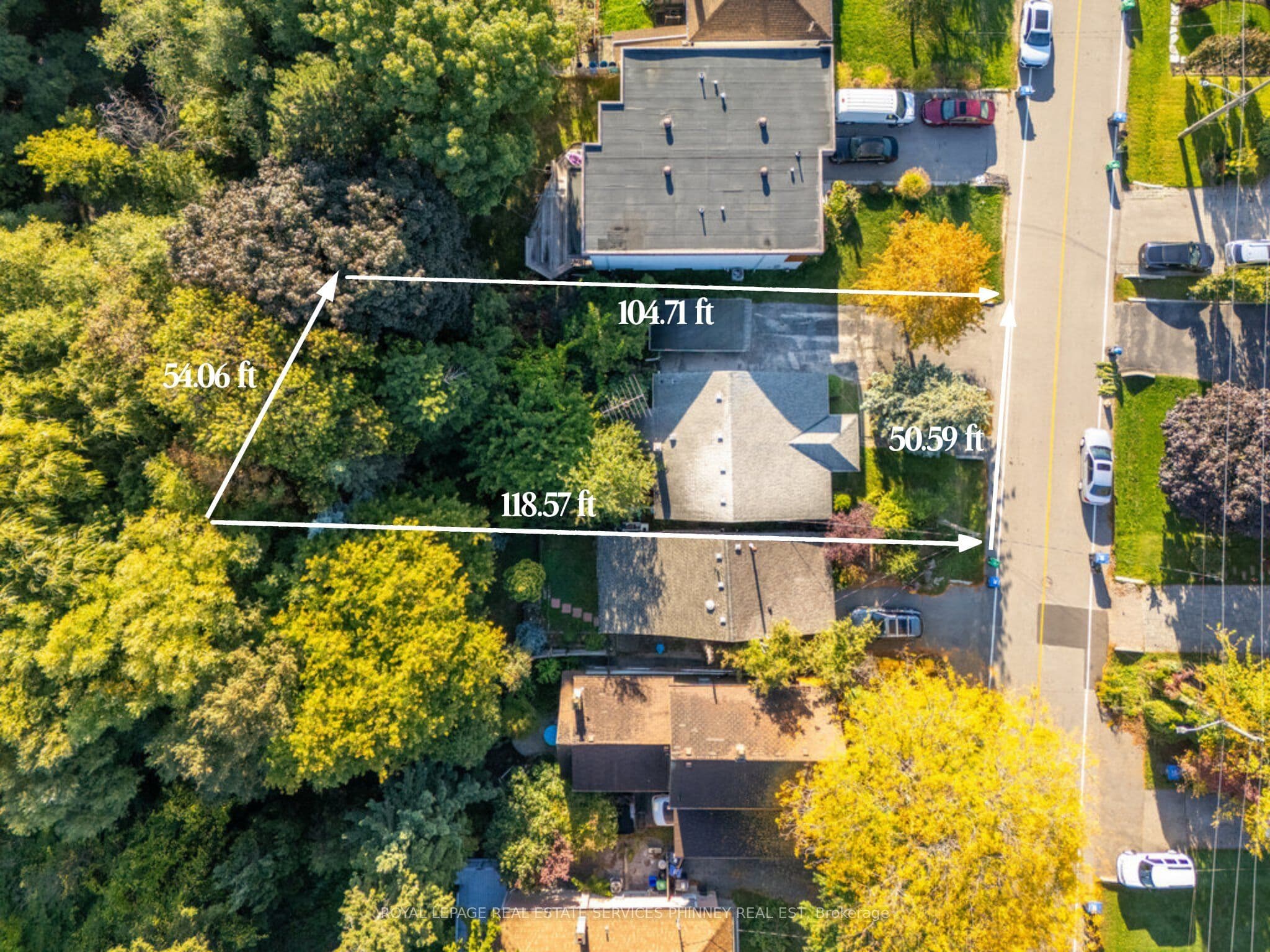 945 BEECHWOOD Avenue, Mississauga, ON L5G 4E3