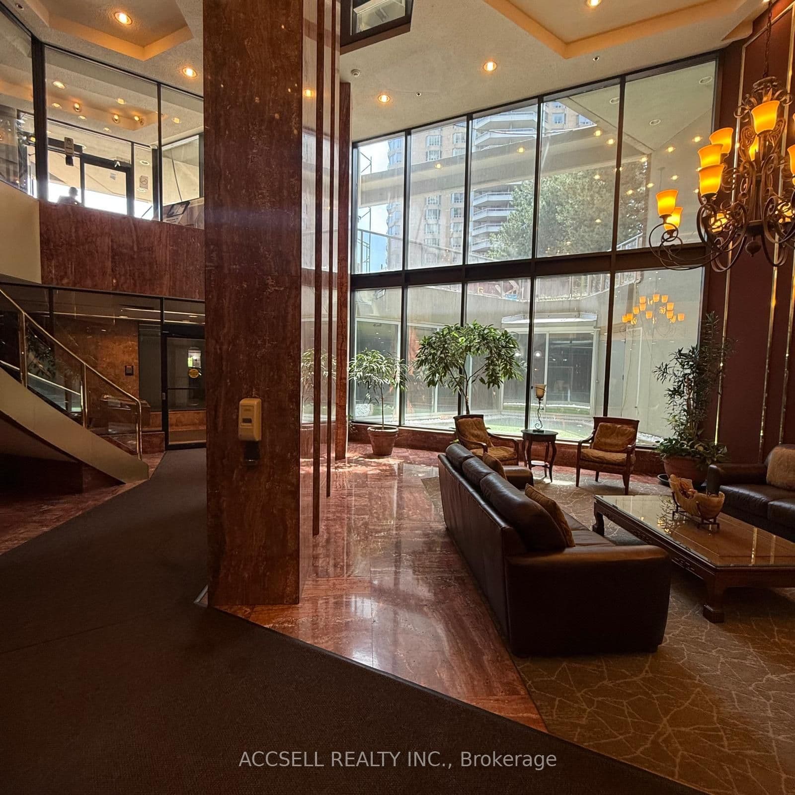 85 Skymark Drive 305, Toronto, ON M2H 3P2