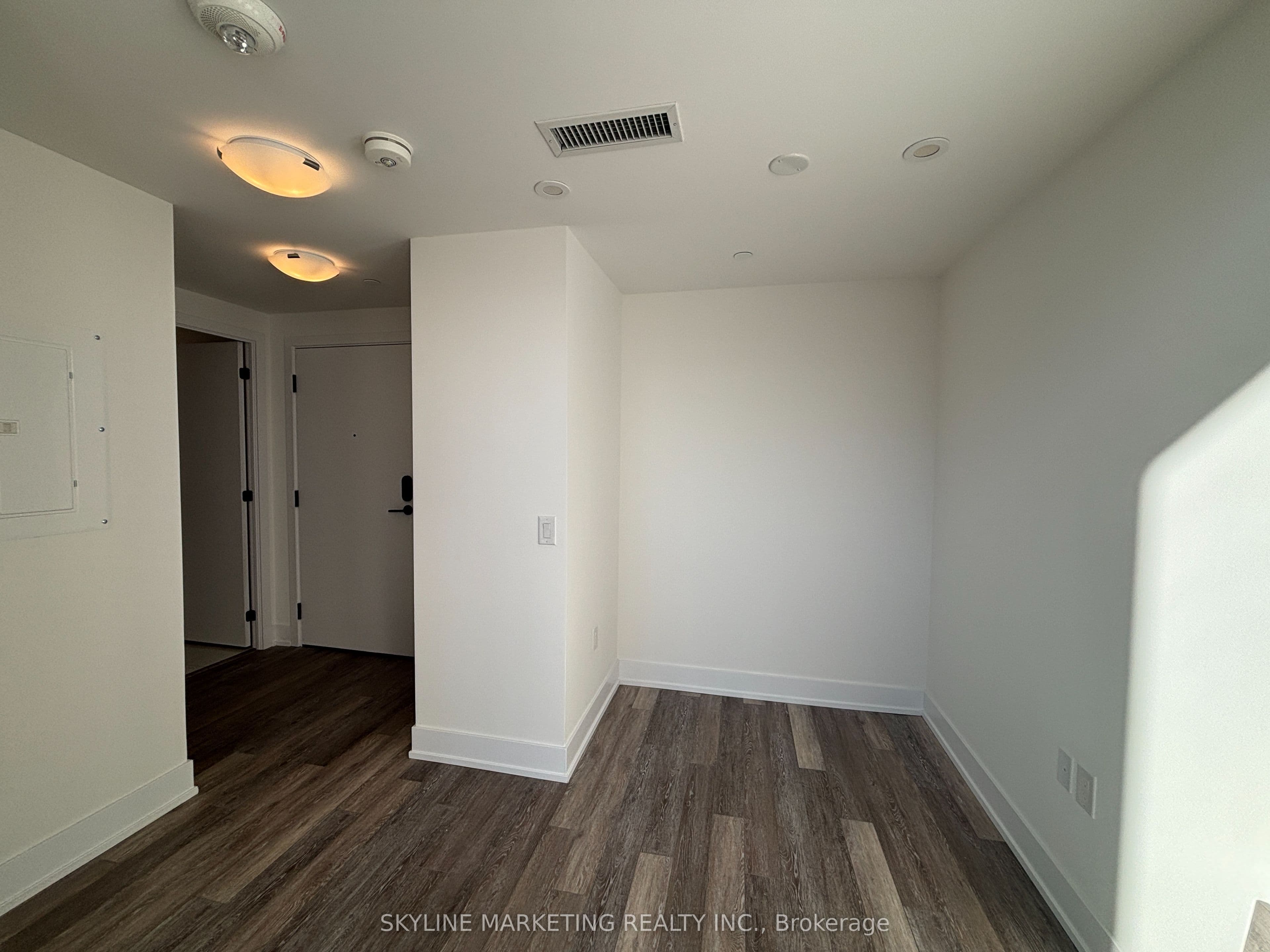 2450 Old Bronte Road 103, Oakville, ON L6M 5P6