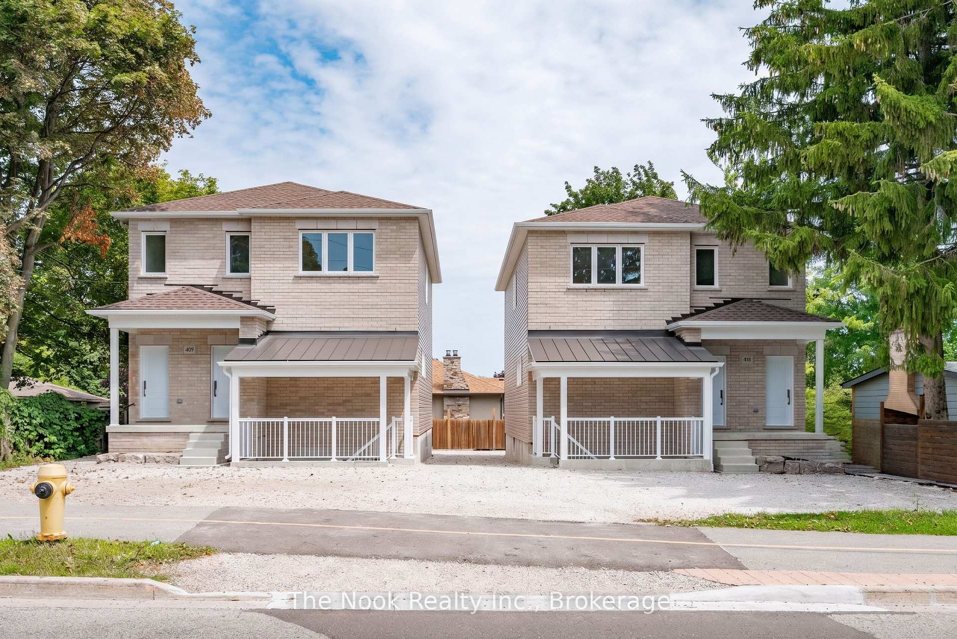 403 Thorton Road N 3, Oshawa, ON L1J 6S9