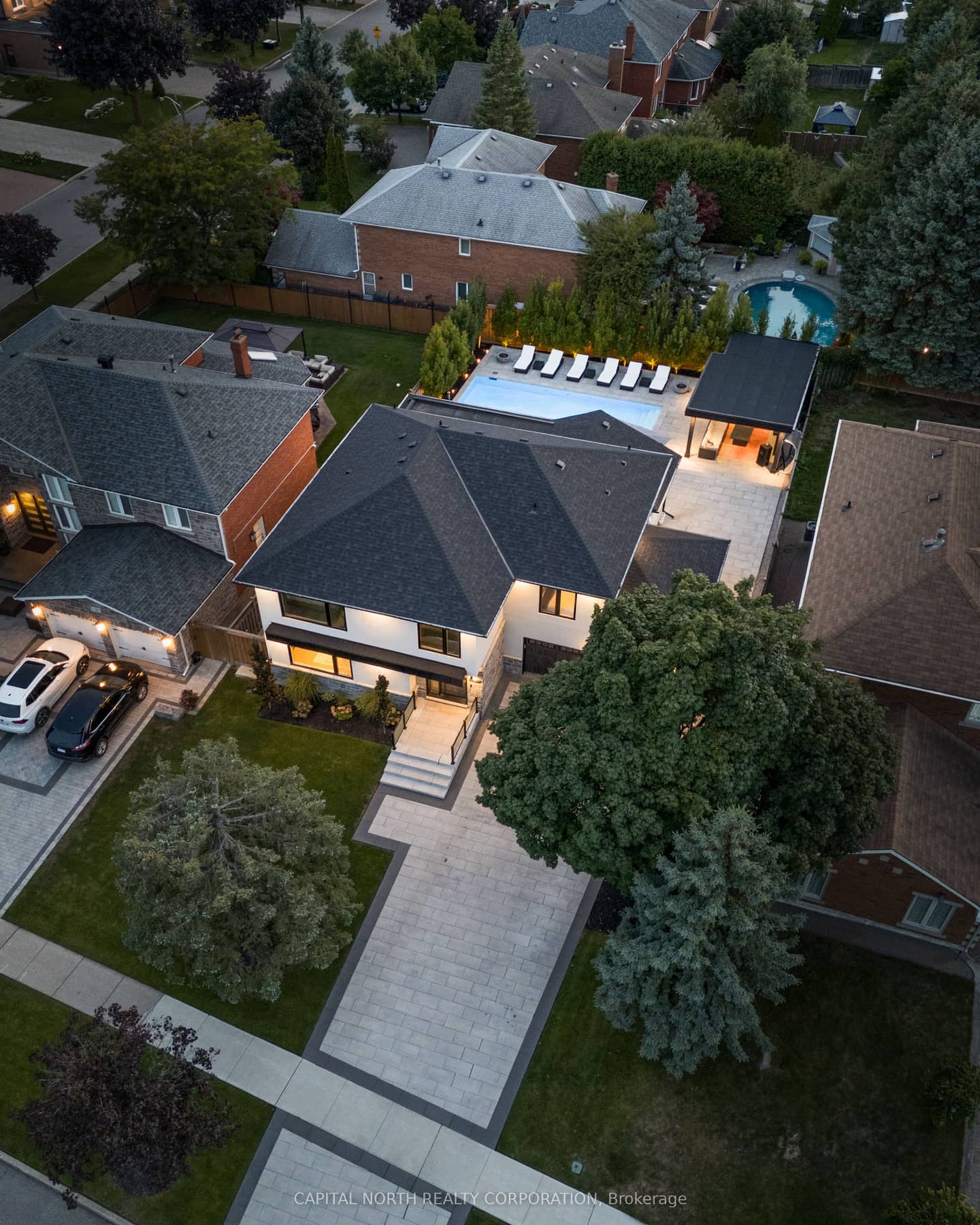 130 Fifth Avenue, Vaughan, ON L4L 6Z4