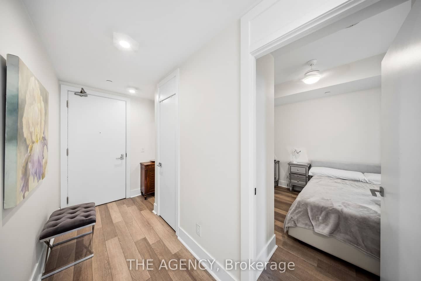 32 Davenport Road 401, Toronto, ON M5R 0B5