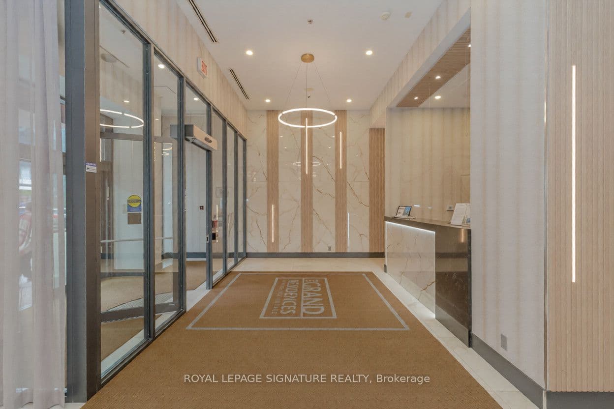 4070 Confederation Parkway 2109, Mississauga, ON L5B 0E9