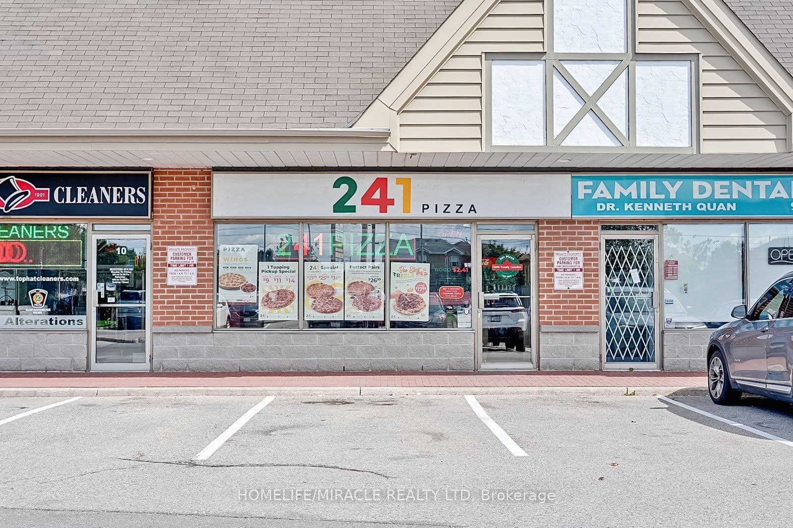 2980 Crosscurrent Drive #9, Mississauga, ON L5N 7C7