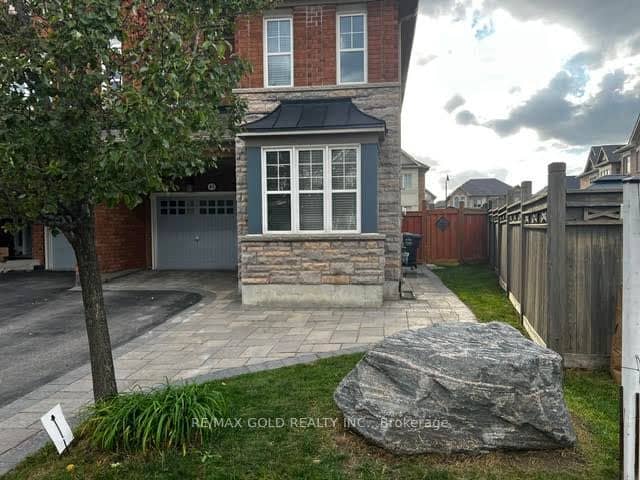 45 Biddens Square, Brampton, ON L6P 3P9