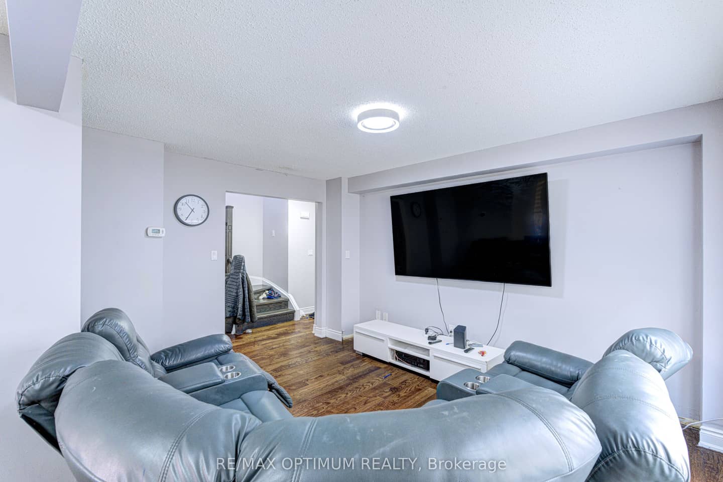 5 Roehampton Crescent, Brampton, ON L6Y 2R3