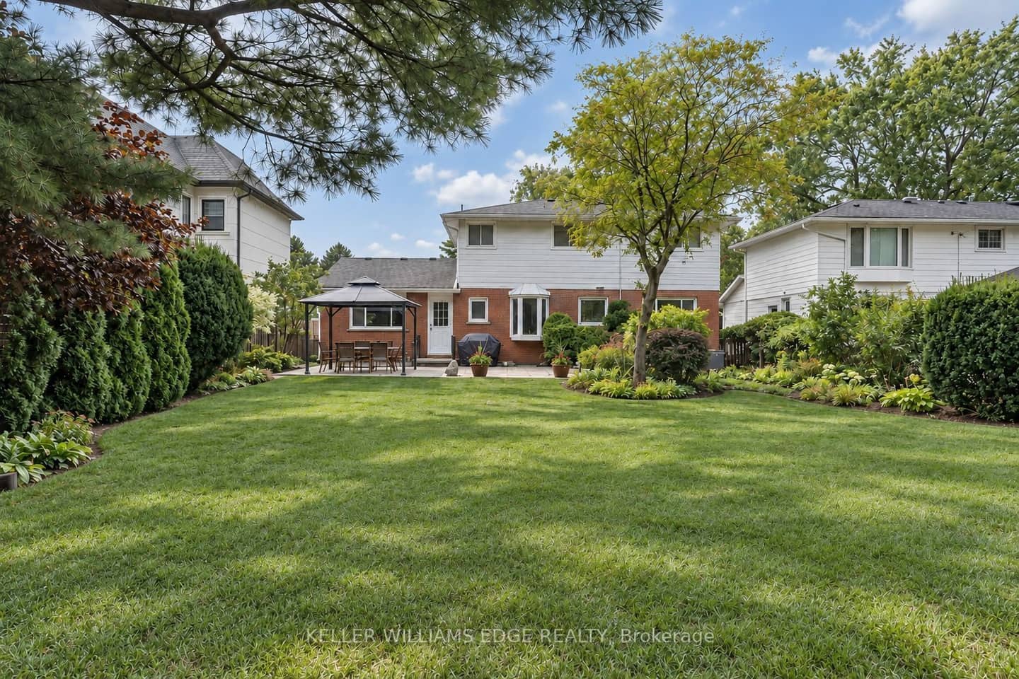 283 Belvenia Road, Burlington, ON L7L 2G5