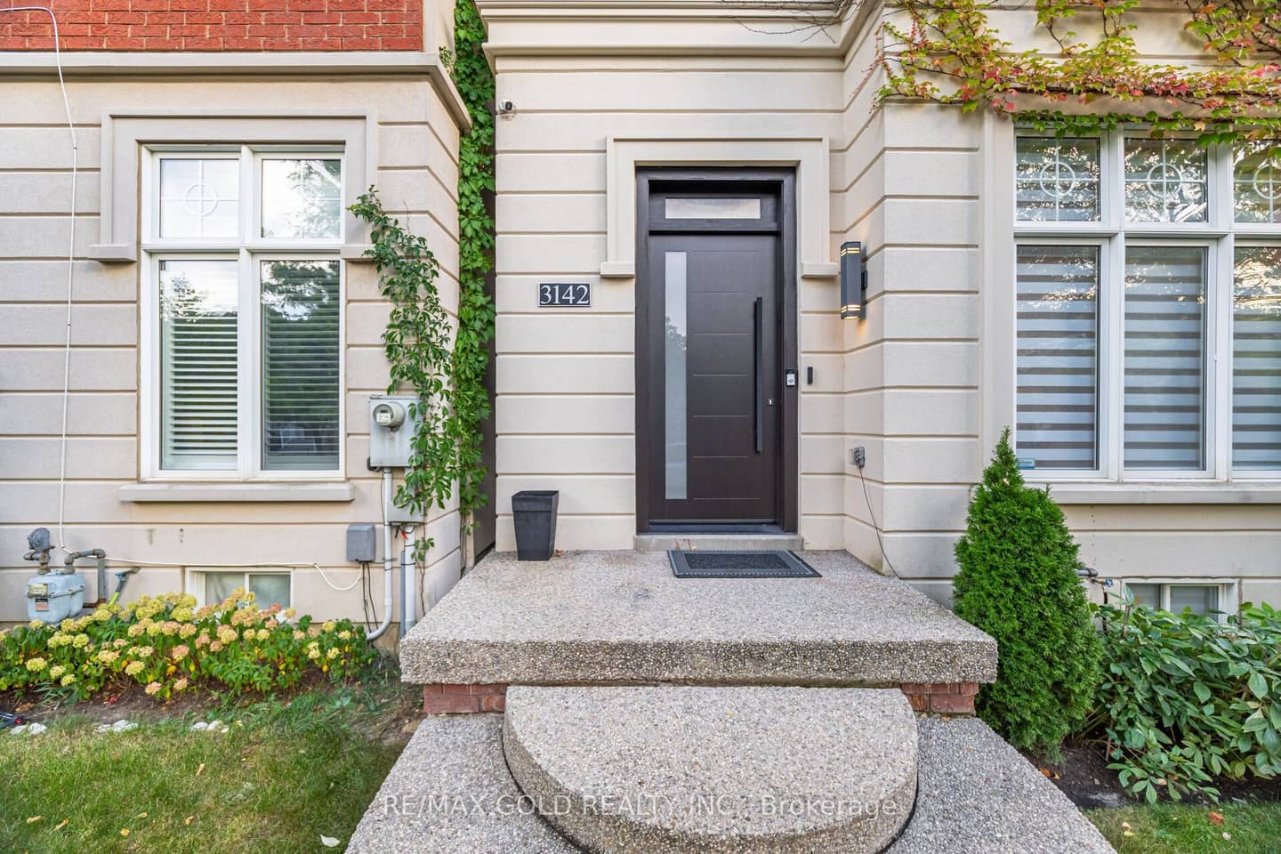 3142 Eclipse Avenue, Mississauga, ON L5M 7X1