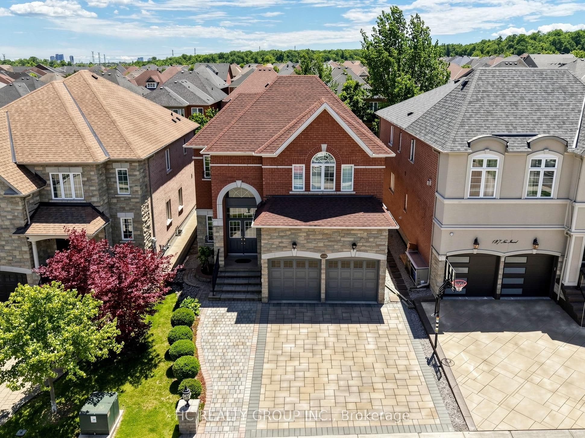 123 Ner Israel Drive, Vaughan, ON L4J 9L1