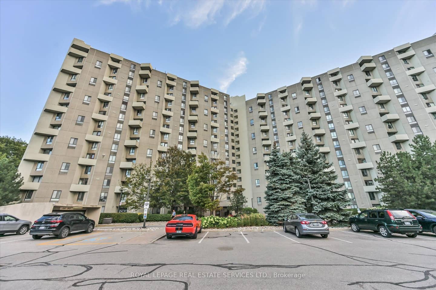 284 Mill Road E1, Toronto, ON M9C 4W6