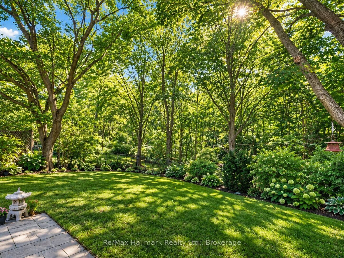 2194 Constance Drive, Oakville, ON L6J 5L4