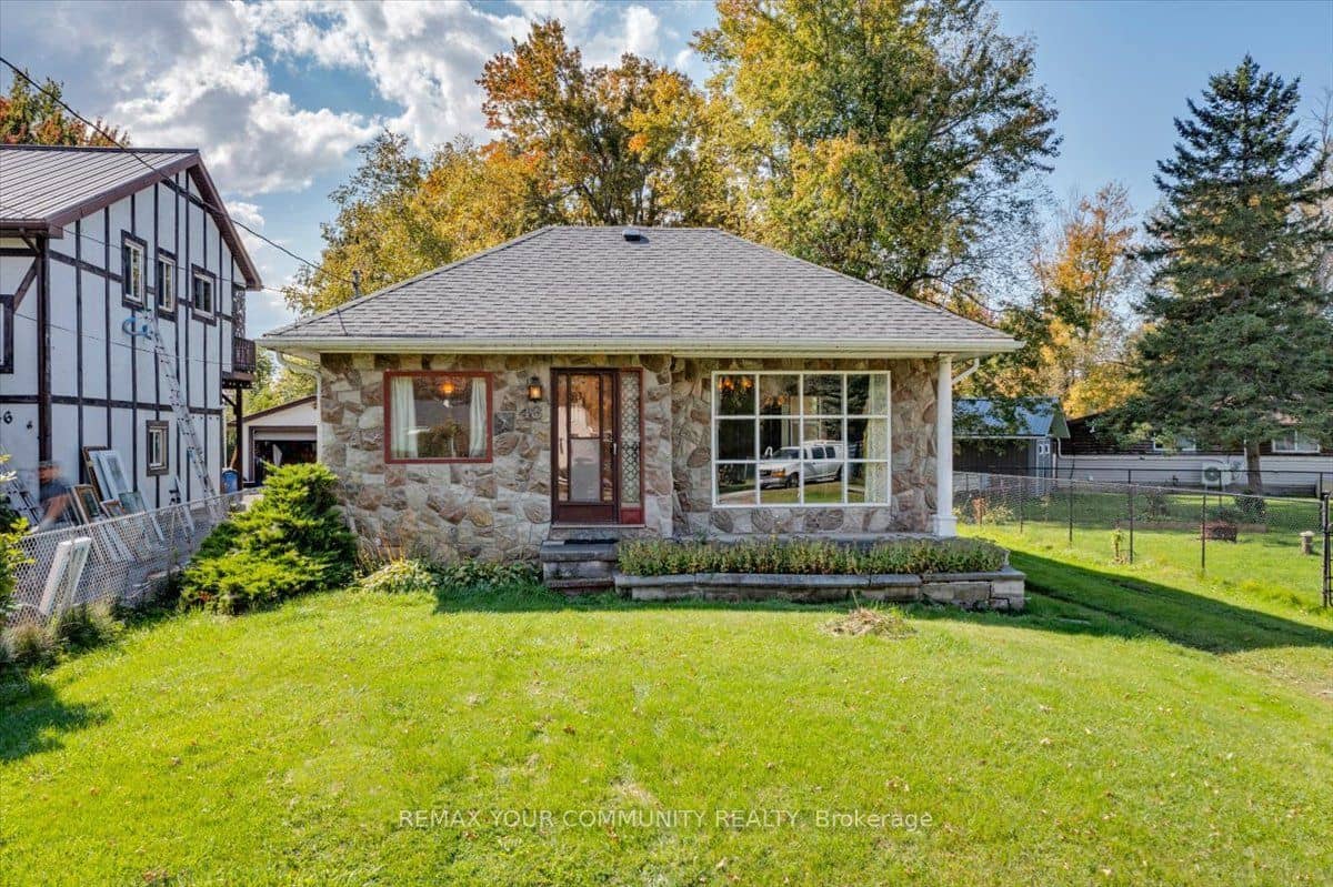 48 Isle Vista Drive, Georgina, ON L0E 1N0