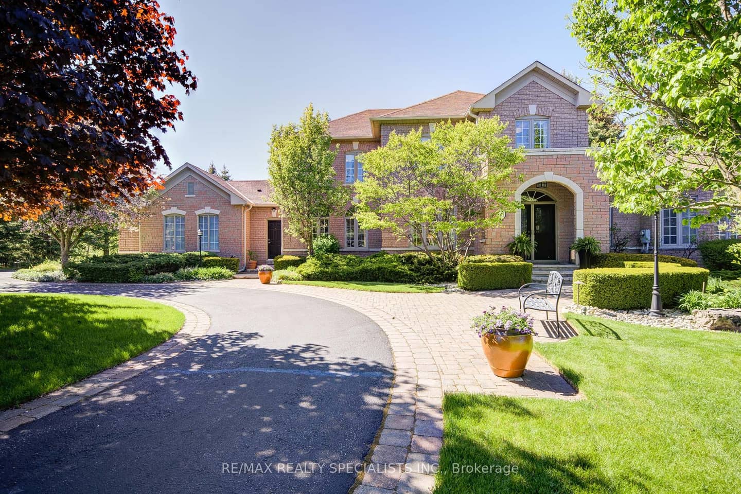 11 Bridlewood Boulevard, Halton Hills, ON L0P 1H0