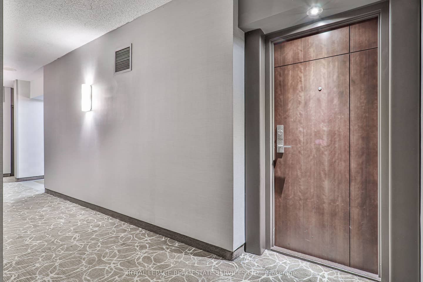 2267 Lake Shore Boulevard W 1304, Toronto, ON M8V 3X2