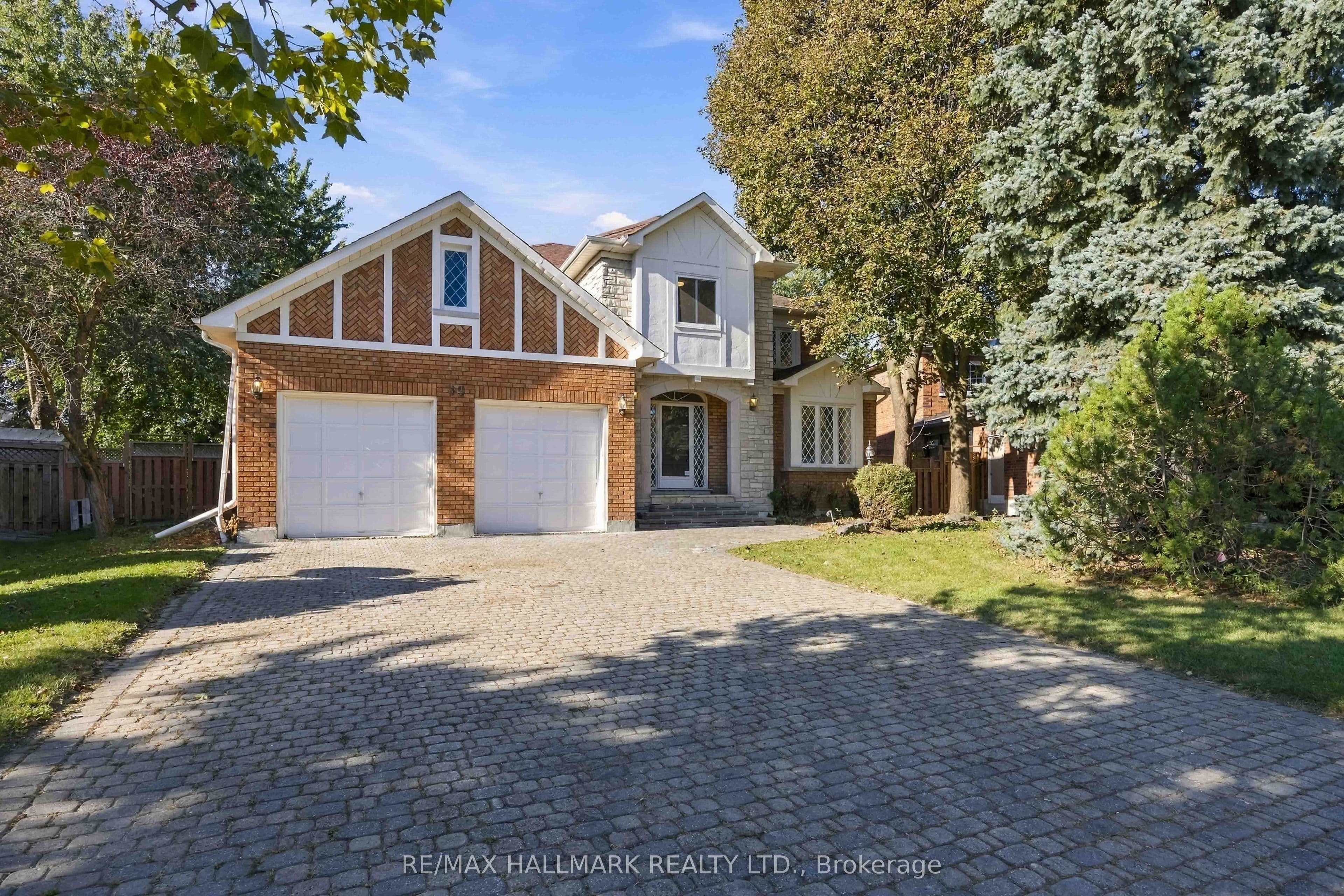 69 King's Cross Avenue, Richmond Hill, ON L4B 2T2