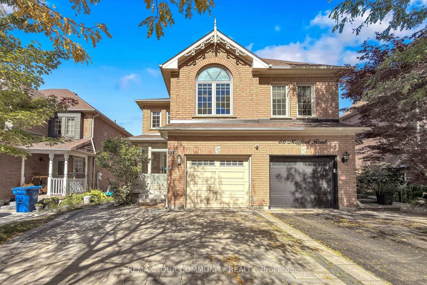64 Mugford Road, Aurora, ON L4G 7H5