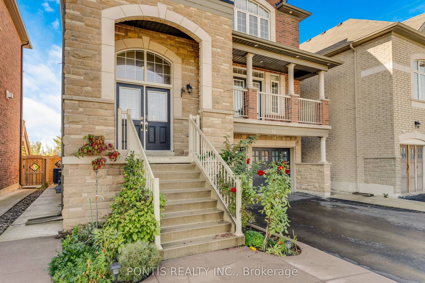 14 Arrowstone Court, Brampton, ON L6R 0V5