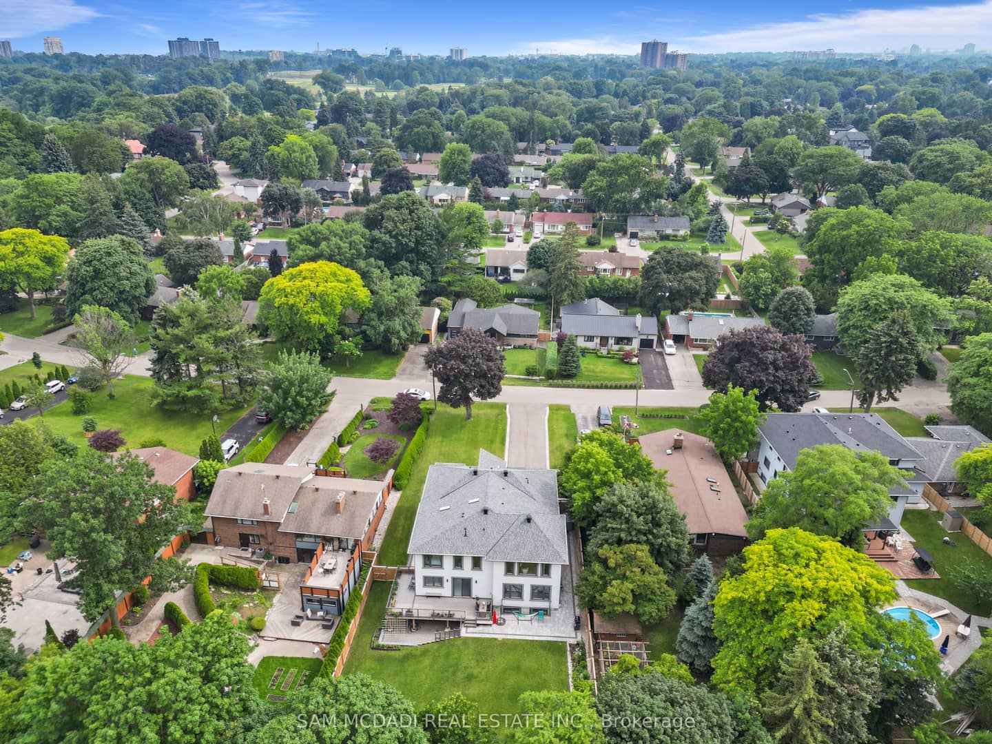 1750 Lincolnshire Boulevard, Mississauga, ON L5E 2S7