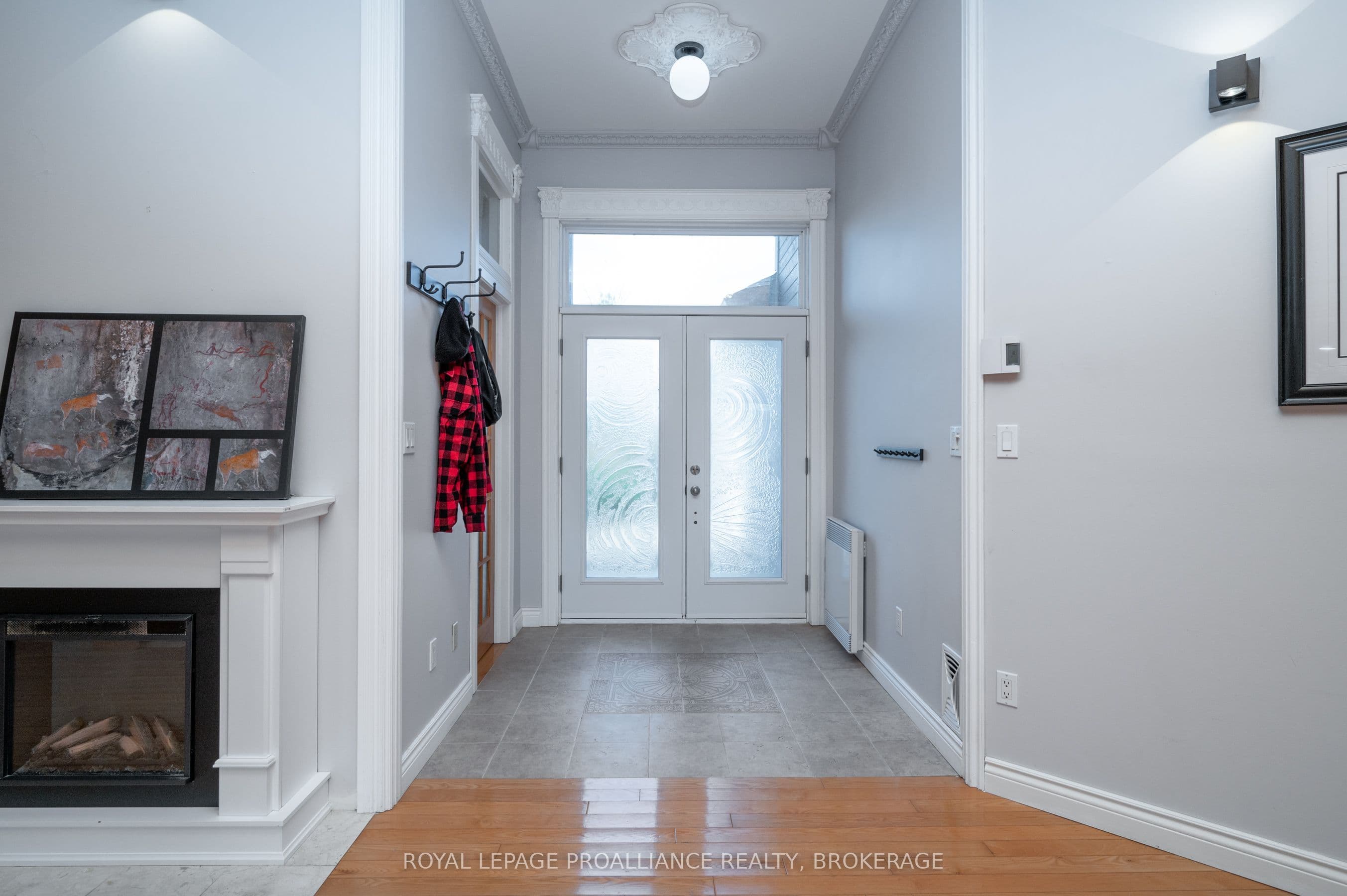 10 North Shore Road, Frontenac Islands, ON K7G 2V6