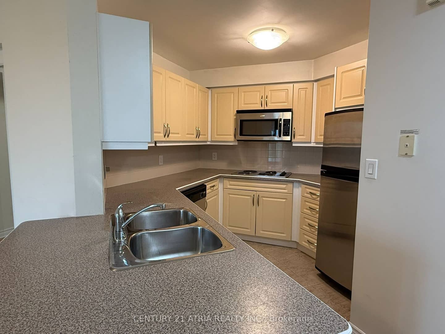 2020 Mcnicoll Avenue 330, Toronto, ON M1V 0B5