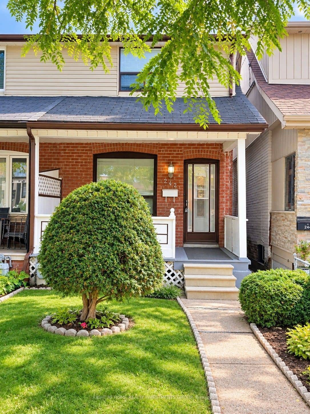 242 Silverthorn Avenue, Toronto, ON M6N 3K4