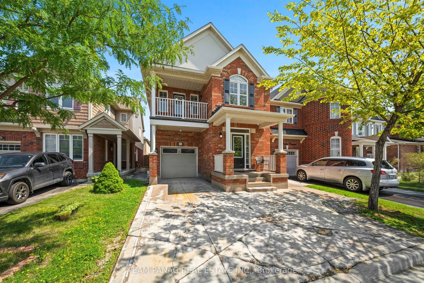 13 Seafair Crescent, Brampton, ON L6Y 5W2
