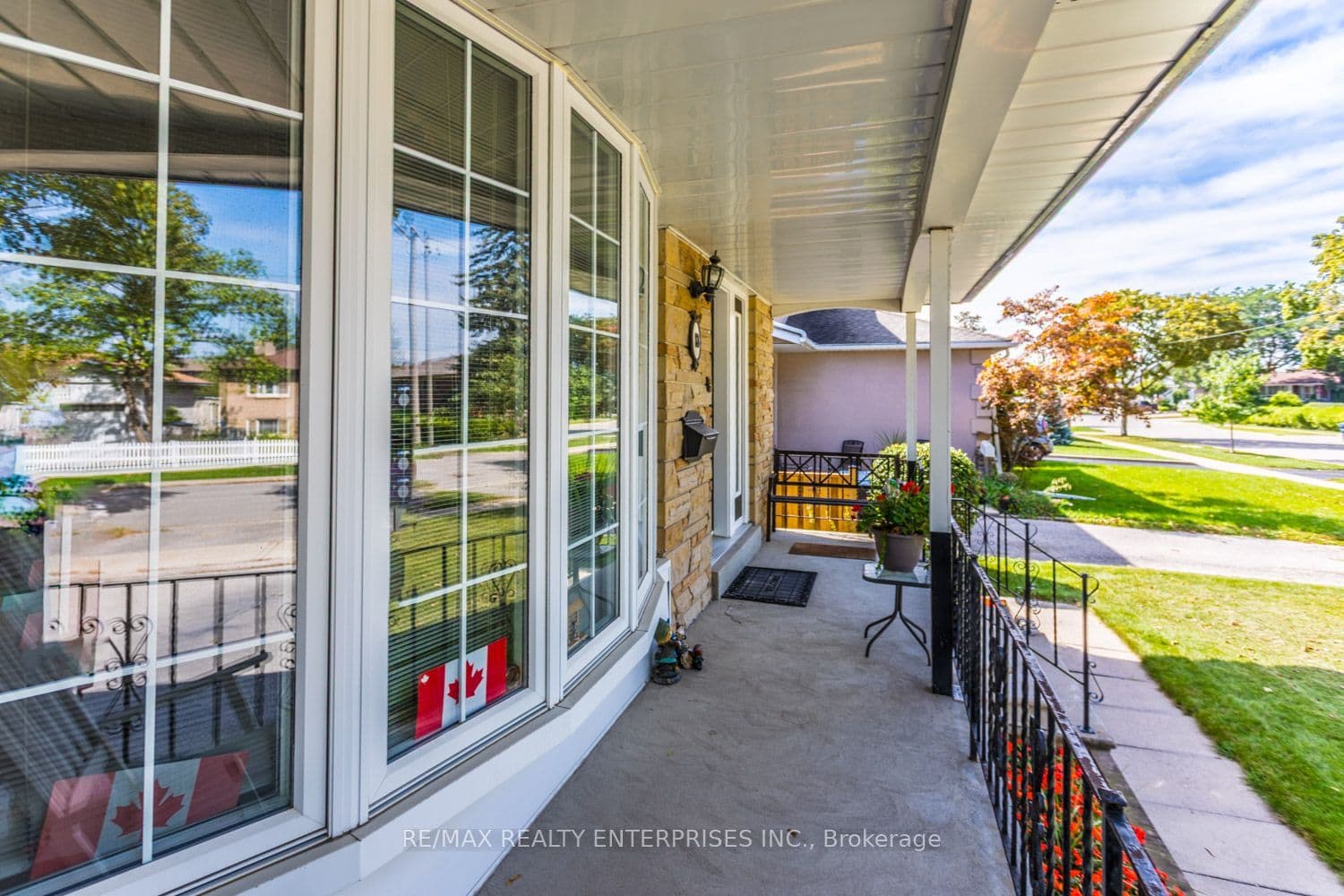 83 Carsbrooke Road, Toronto, ON M9C 3C7