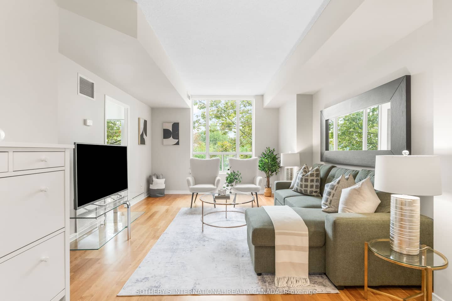 481 Rosewell Avenue 212, Toronto, ON M4R 2J1