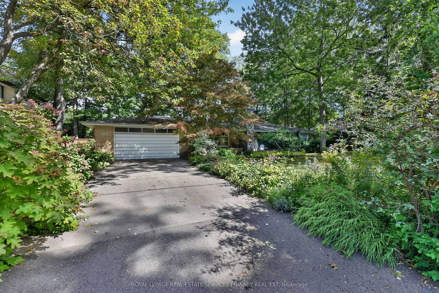 1519 Elite Road, Mississauga, ON L5J 3B3