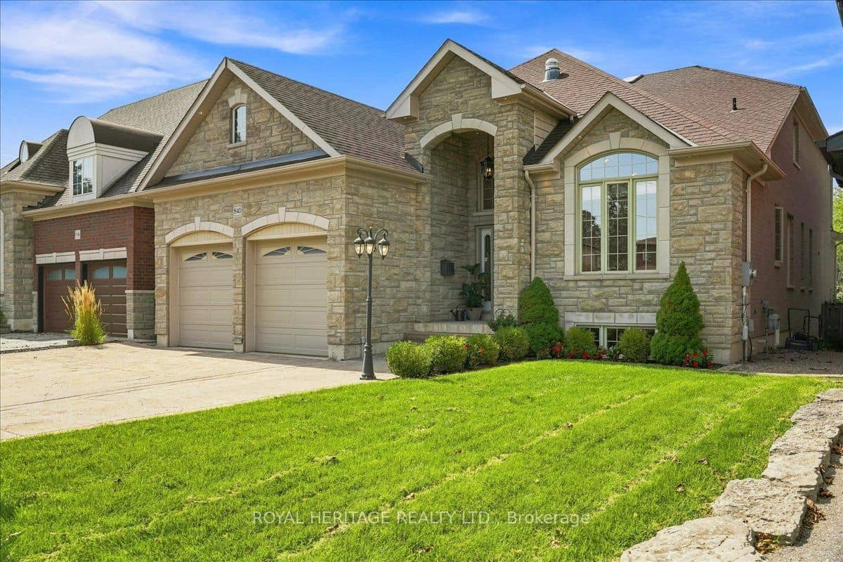 840 Stevenson Road, Oshawa, ON L1J 0A2