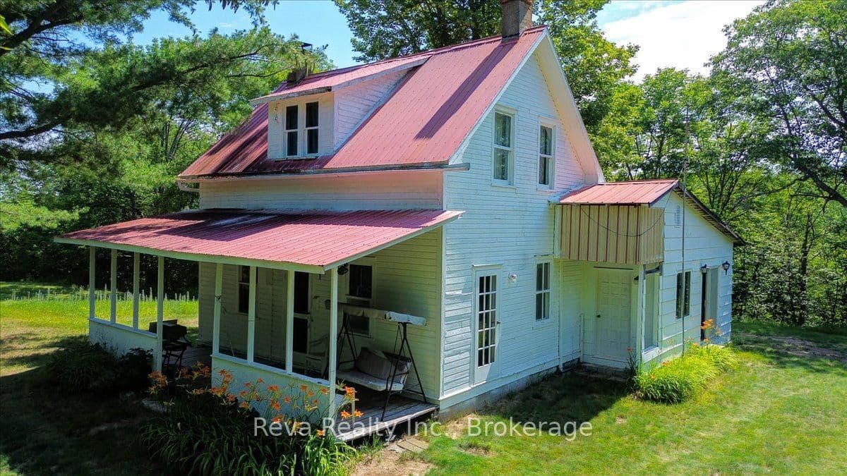 3332 Matawatchan Road, Greater Madawaska, ON K0J 2R0