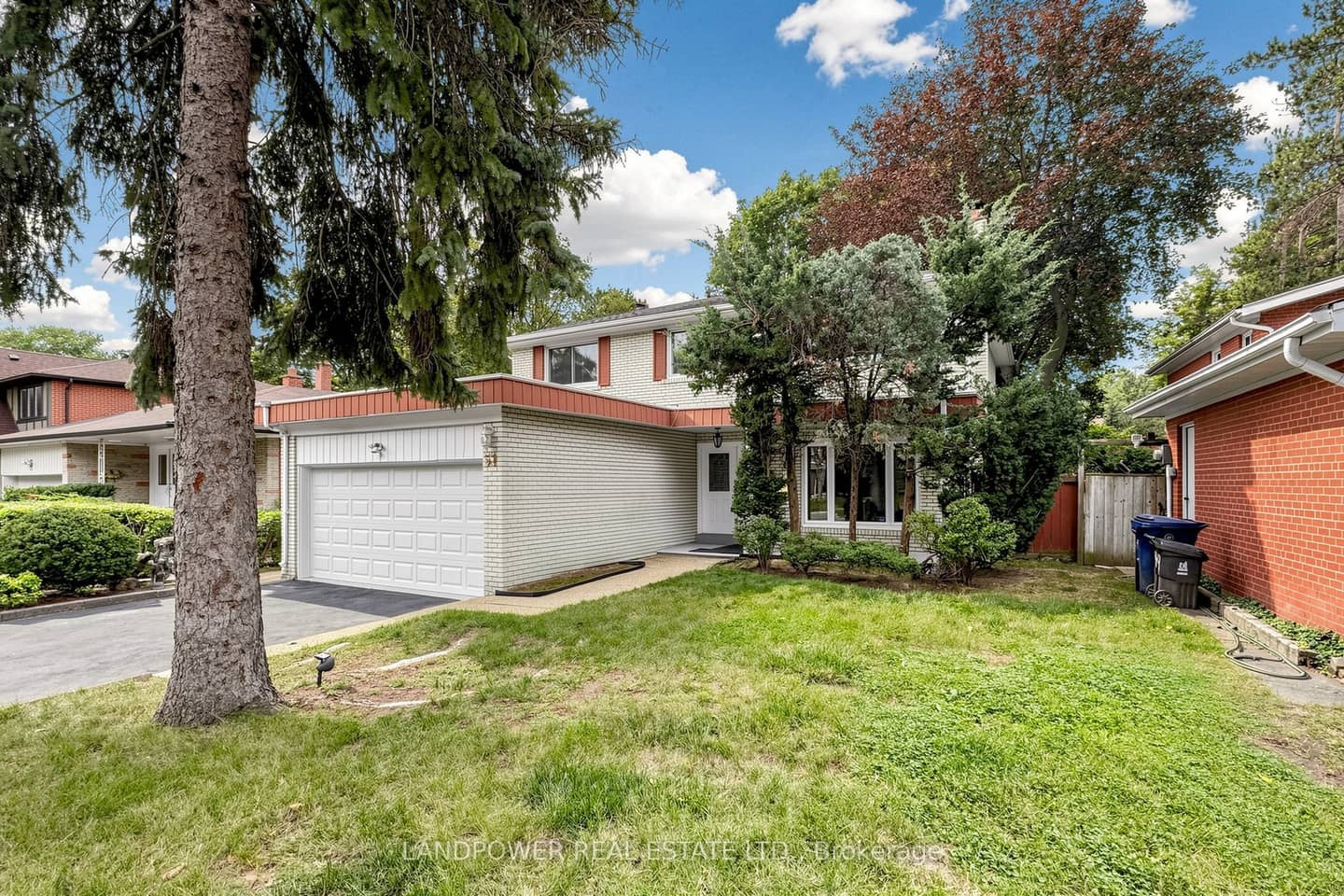 51 BESTVIEW Drive, Toronto, ON M2M 2X8