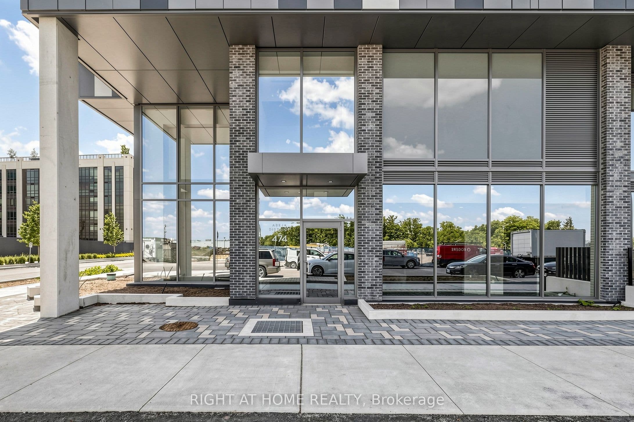 474 Caldari Road 909, Vaughan, ON L4K 0R5