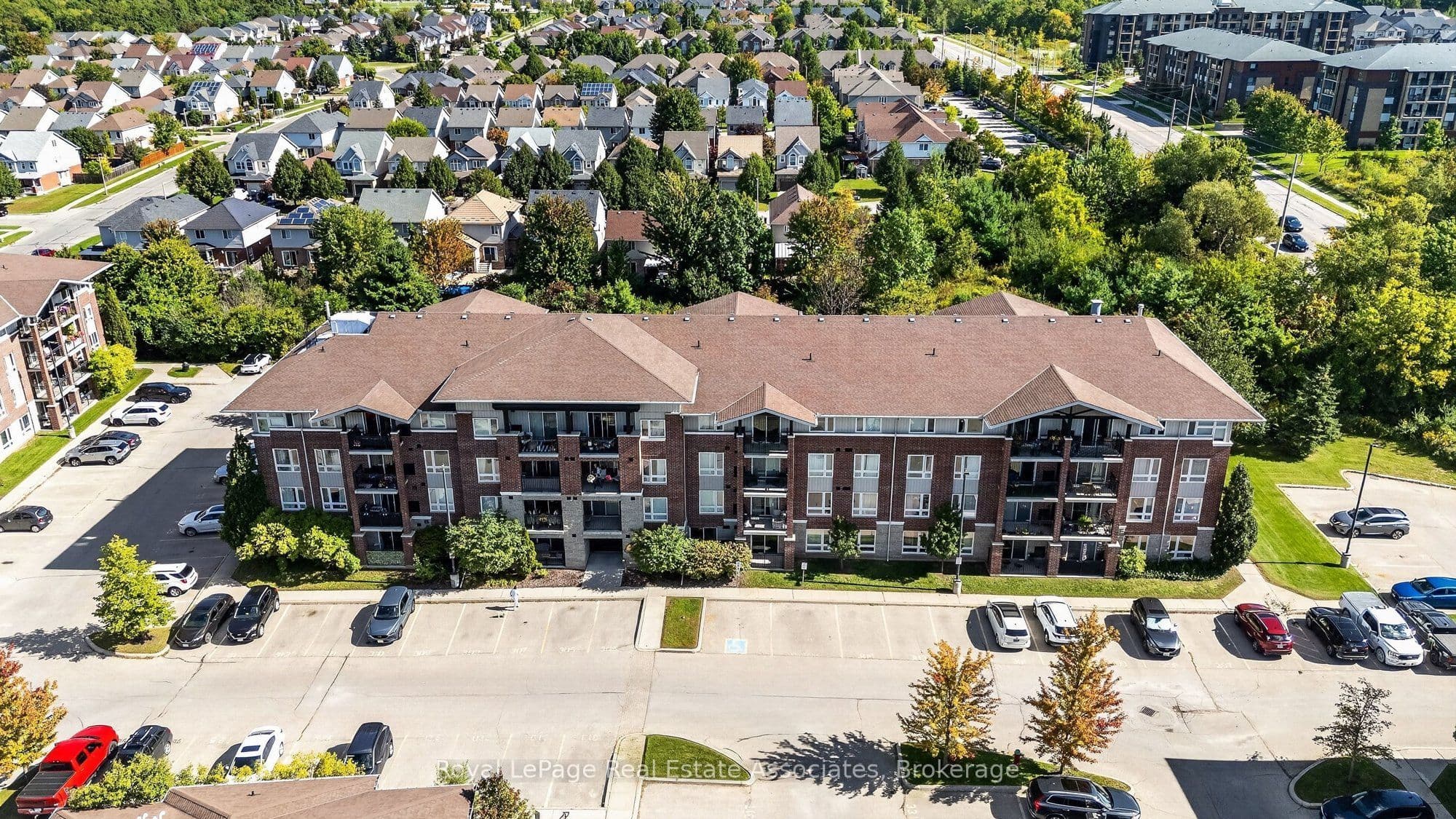 41 Goodwin Drive 401, Guelph, ON N1L 0E7