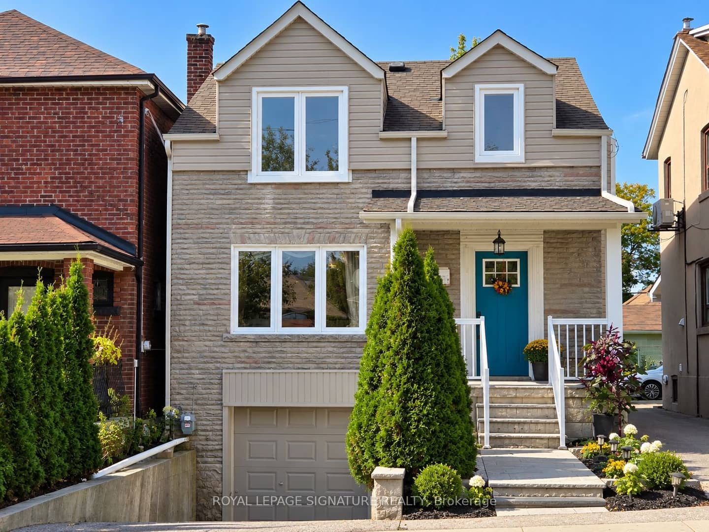26 Fairbank Avenue, Toronto, ON M6E 3Y4