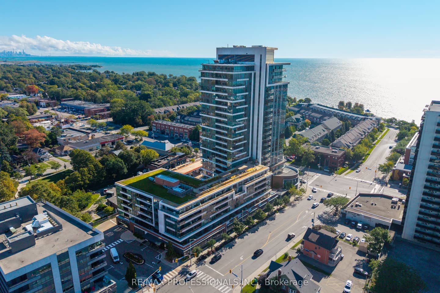 1 Hurontario Street 413, Mississauga, ON L5G 0A3