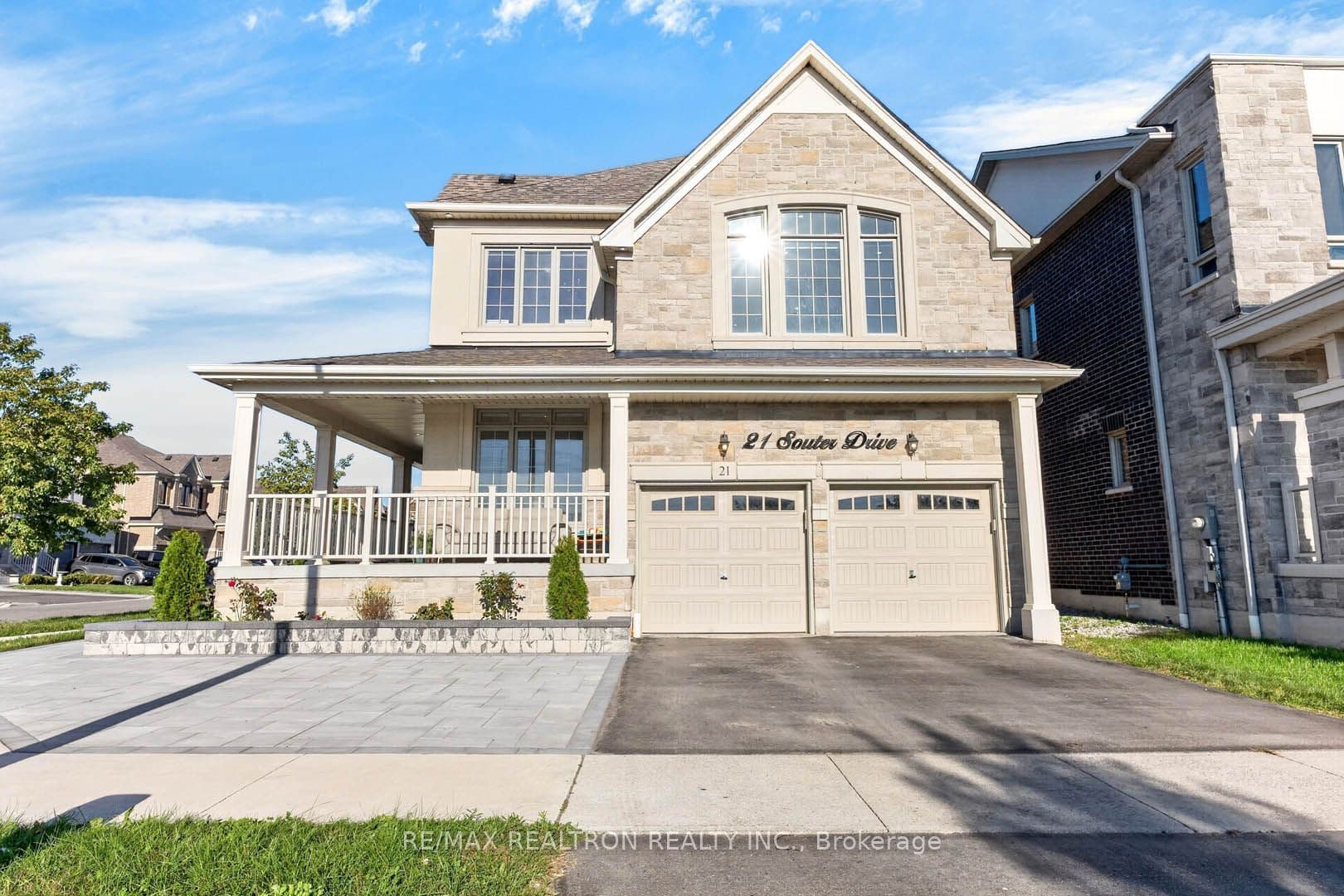 21 Souter Drive, Whitby, ON L1P 0J6