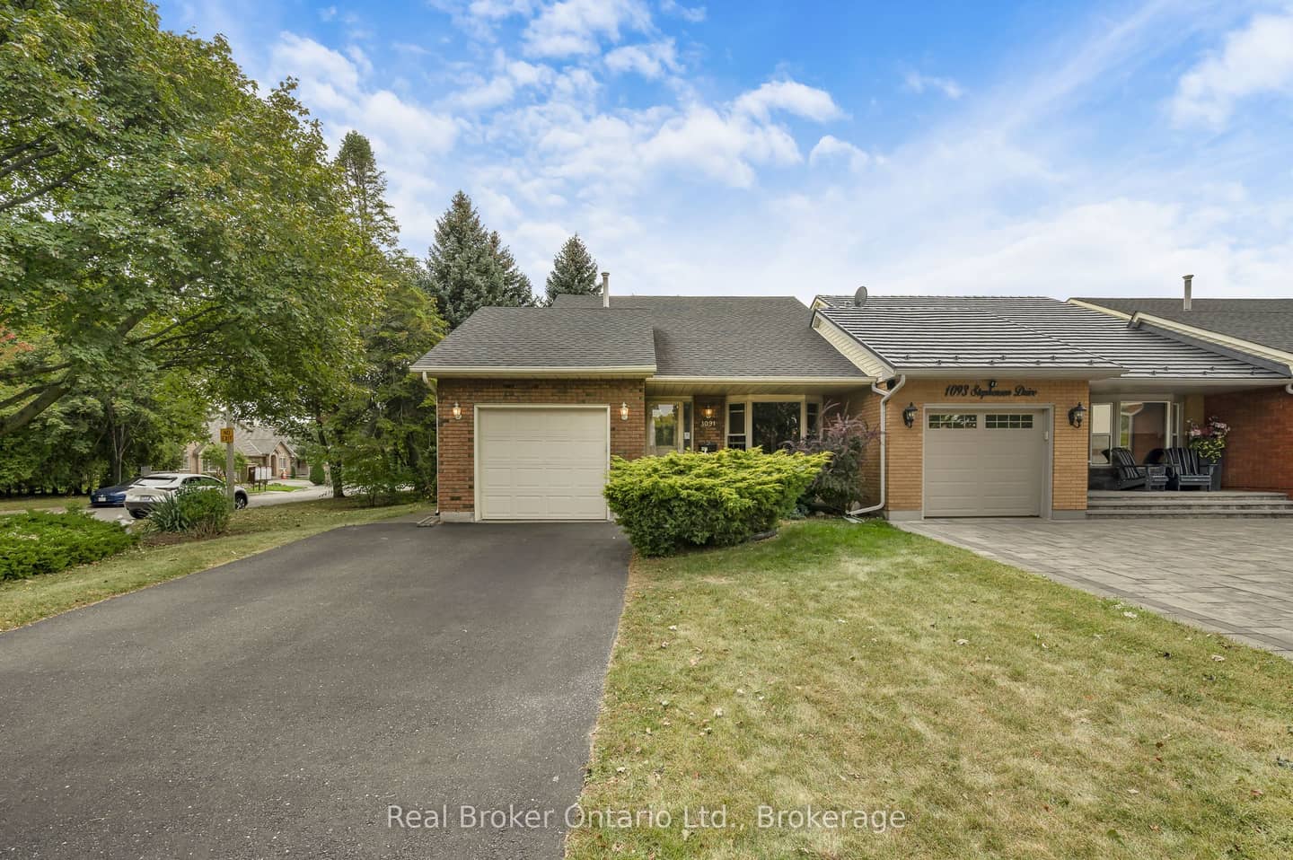 1091 Stephenson Drive, Burlington, ON L7S 2A8