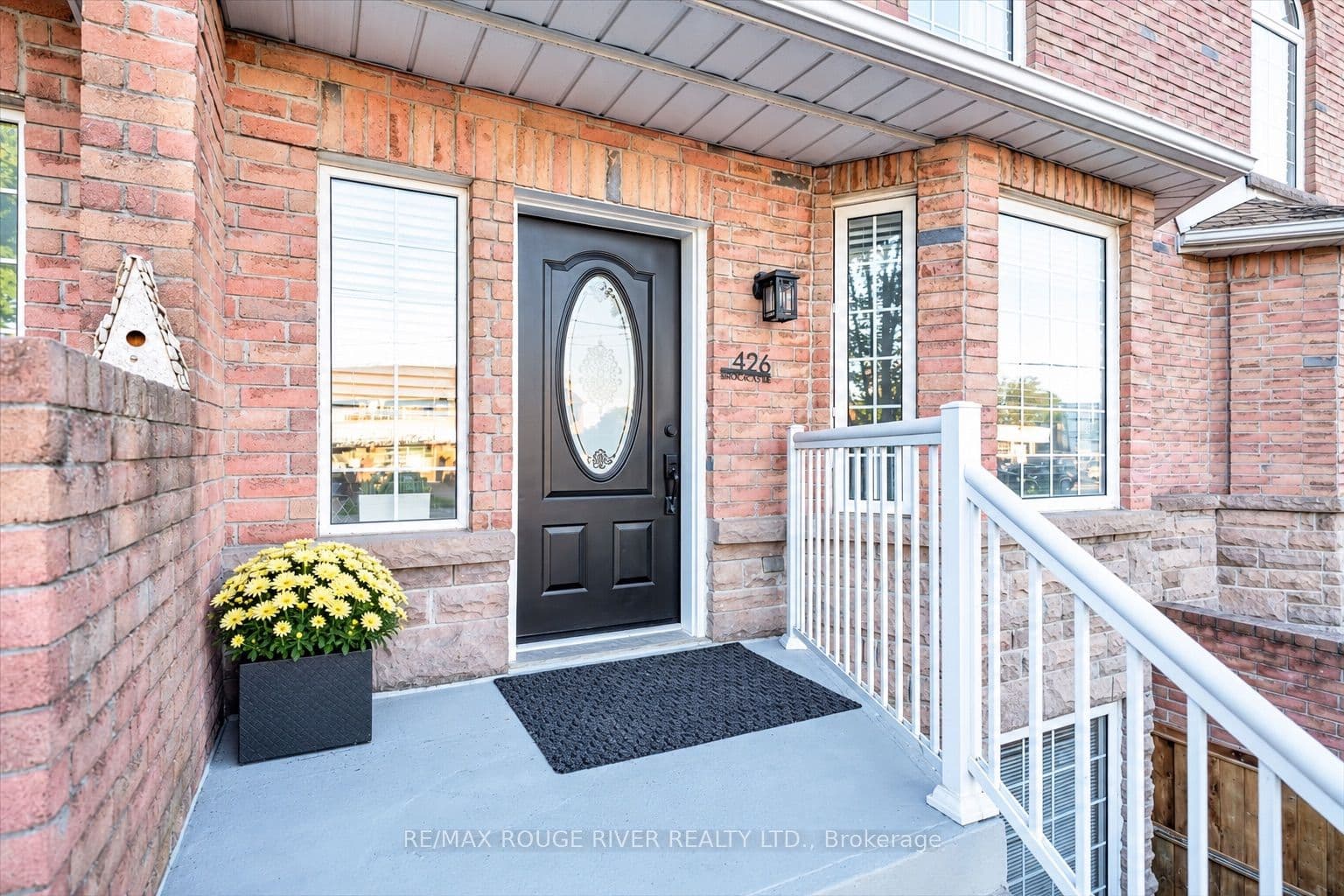 426 Brock Street N, Whitby, ON L1N 4H9