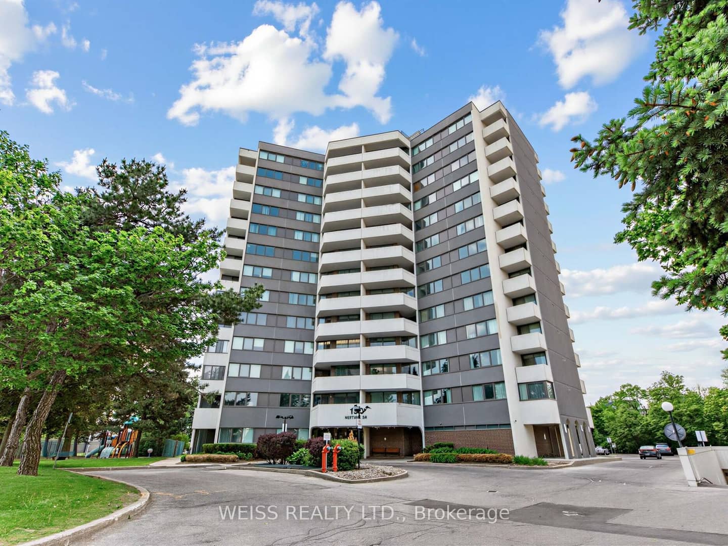 150 Neptune Drive 202, Toronto, ON M6A 2Y9