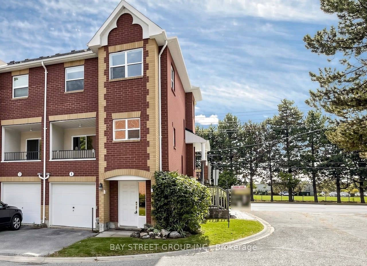 1 Maple Park Way, Markham, ON L6G 1C5