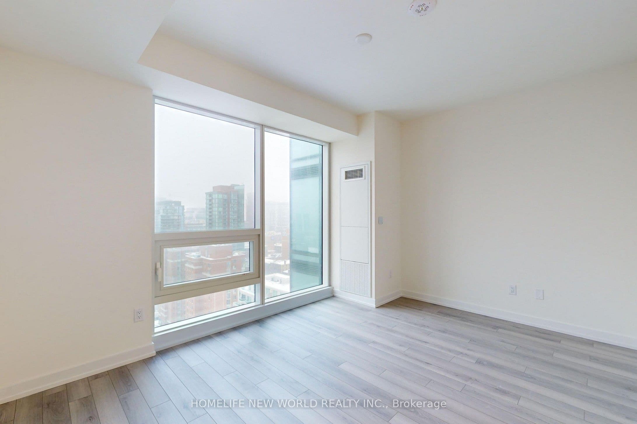 89 CHURCH Street 2205, Toronto, ON M5C 0B7