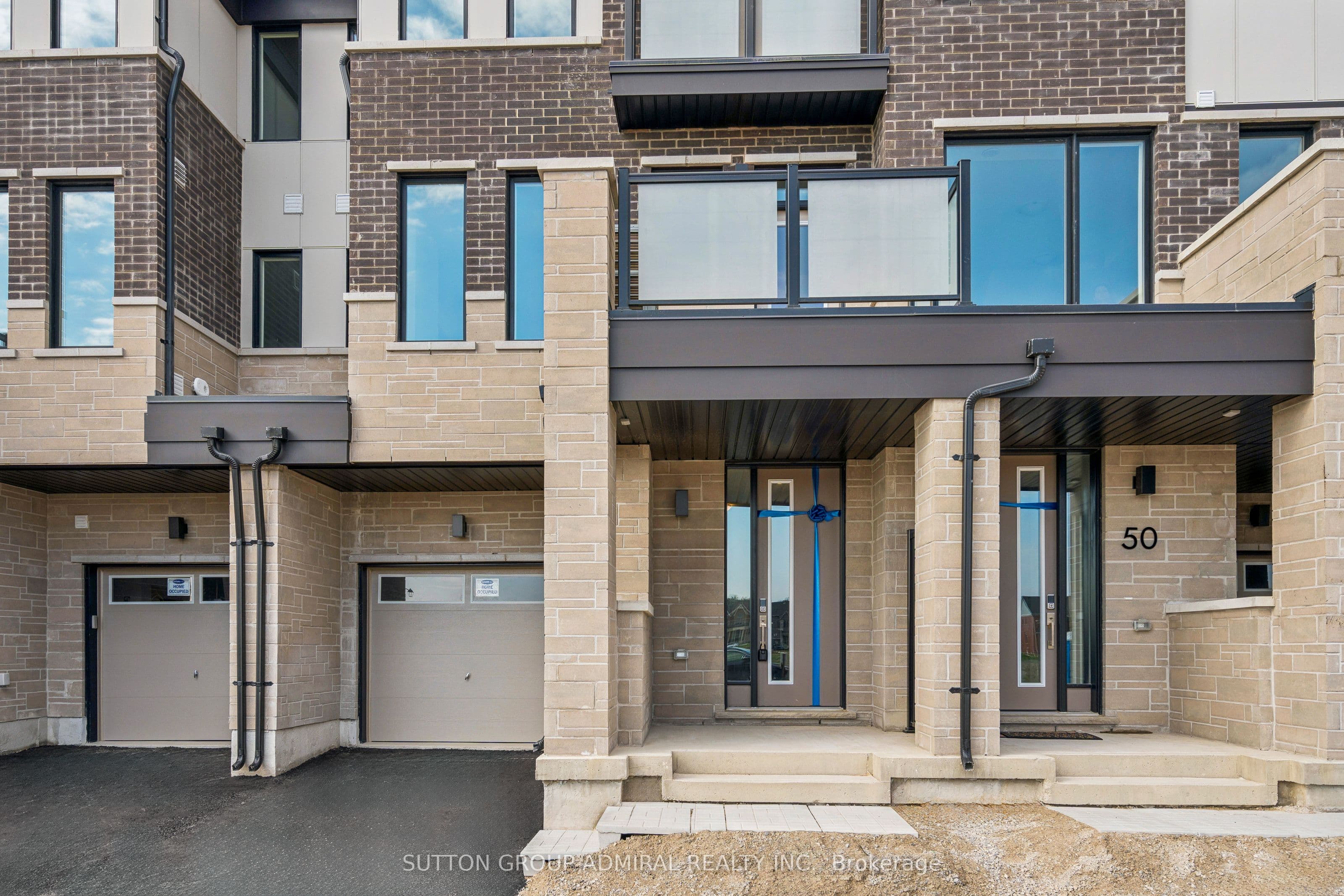 48 Elmer Moss Avenue, Caledon, ON L7C 3H1