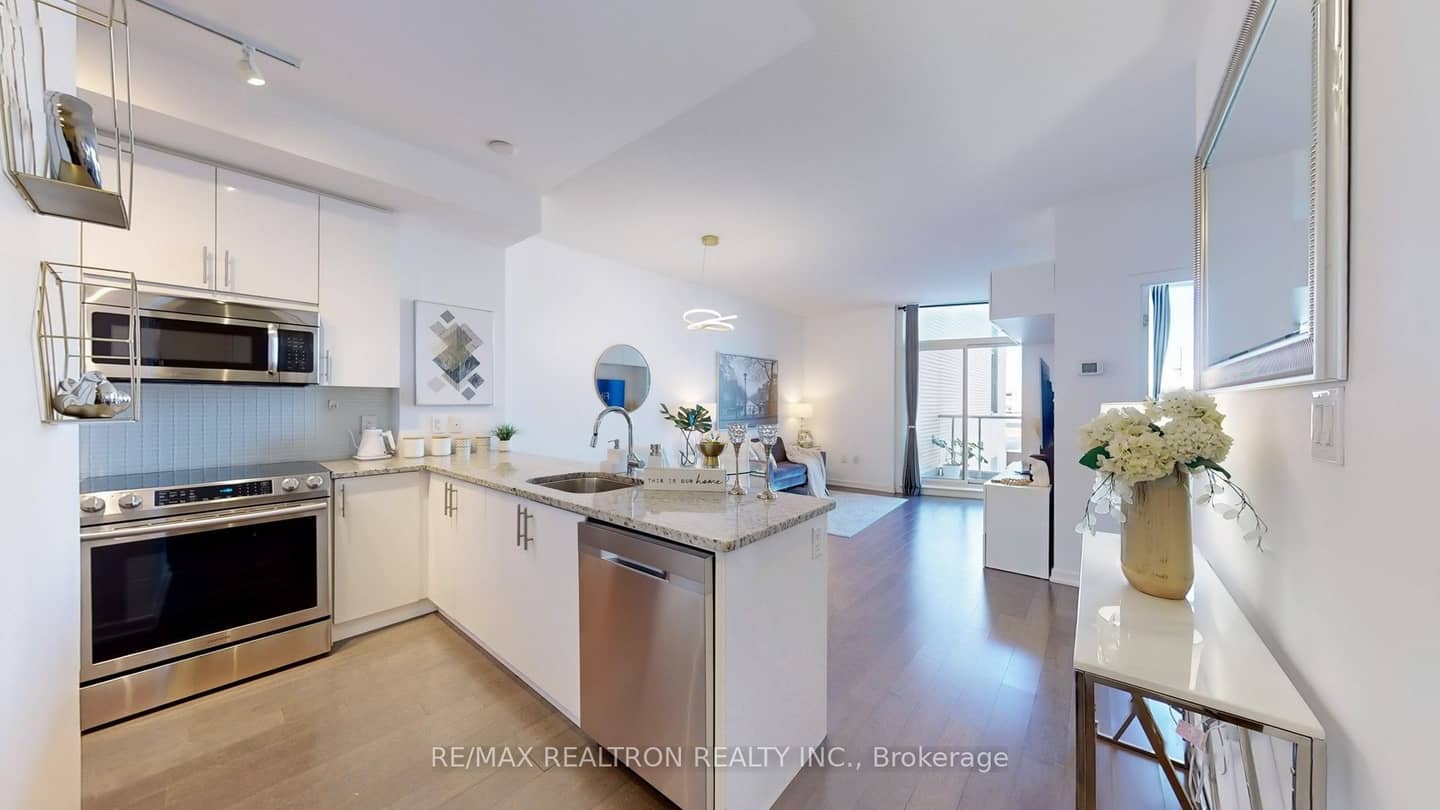 70 Forest Manor Road 317, Toronto, ON M2J 0A9