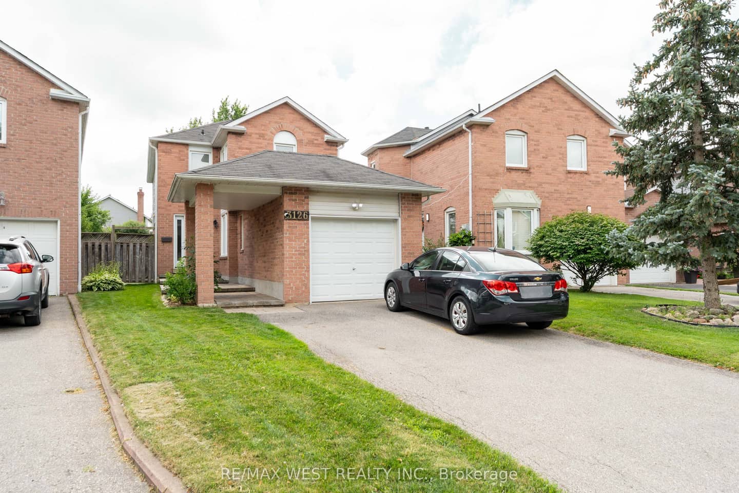 3126 Augusta Drive, Mississauga, ON L5N 5E2