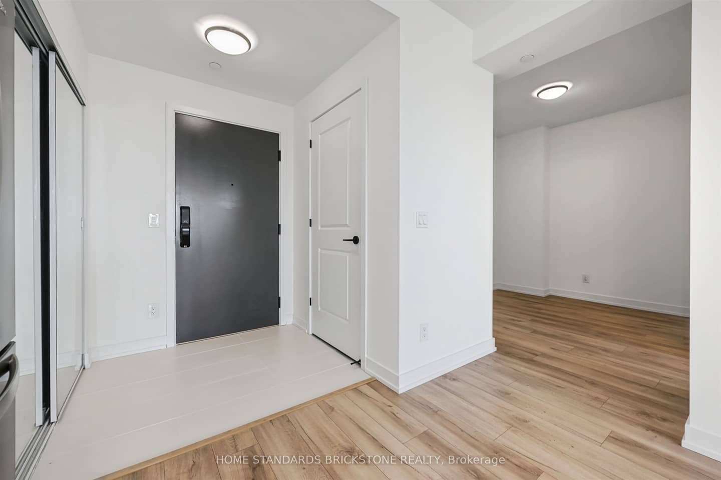 335 Wheat Boom Drive 712, Oakville, ON L6H 7Y1