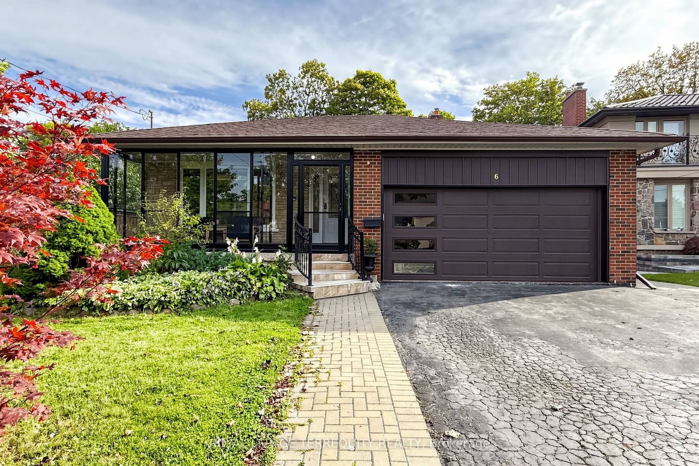 6 Fulwell Crescent, Toronto, ON M3J 1Y3
