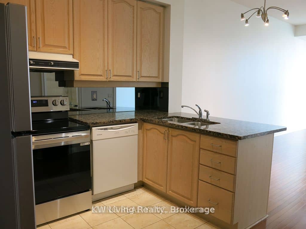 33 Elm Drive W 2806, Mississauga, ON L5B 4M2